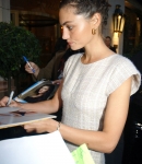 leaving_her_hotel_in_paris_28229.jpg
