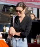 Out_at_the_Farmers_Market_in_Studio_City___28129.jpg