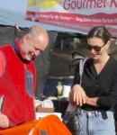Filename=Out_at_the_Farmers_Market_in_Studio_City___28329.jpg
Filesize=555KiB
Dimensions=1641x1025
Date added=Jul 04, 2018 Out_at_the_Farmers_Market_in_Studio_City___28329.jpg