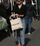 Filename=Out_at_the_Farmers_Market_in_Studio_City___283329.jpg
Filesize=1590KiB
Dimensions=2333x3500
Date added=Jul 04, 2018 Out_at_the_Farmers_Market_in_Studio_City___283329.jpg