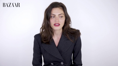 5B1920x10805D_Phoebe_Tonkin_On_Her_Boyfriend2C_Diet_And_Margot_Robbie__ELLE_Australia_019.jpg