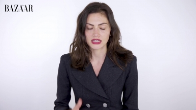 5B1920x10805D_Phoebe_Tonkin_On_Her_Boyfriend2C_Diet_And_Margot_Robbie__ELLE_Australia_023.jpg