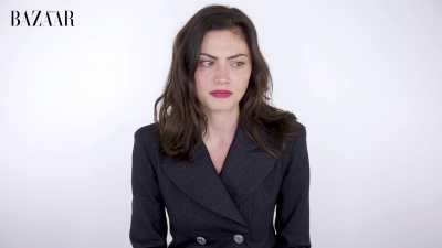 5B1920x10805D_Phoebe_Tonkin_On_Her_Boyfriend2C_Diet_And_Margot_Robbie__ELLE_Australia_025.jpg