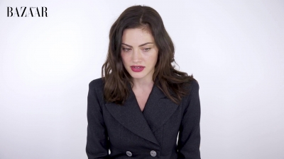 5B1920x10805D_Phoebe_Tonkin_On_Her_Boyfriend2C_Diet_And_Margot_Robbie__ELLE_Australia_033.jpg
