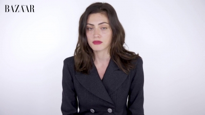 5B1920x10805D_Phoebe_Tonkin_On_Her_Boyfriend2C_Diet_And_Margot_Robbie__ELLE_Australia_036.jpg