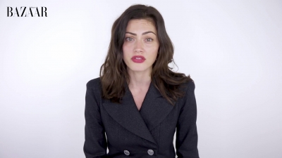 5B1920x10805D_Phoebe_Tonkin_On_Her_Boyfriend2C_Diet_And_Margot_Robbie__ELLE_Australia_038.jpg