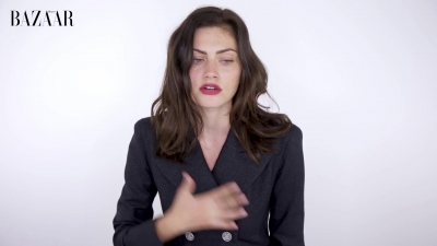 5B1920x10805D_Phoebe_Tonkin_On_Her_Boyfriend2C_Diet_And_Margot_Robbie__ELLE_Australia_053.jpg