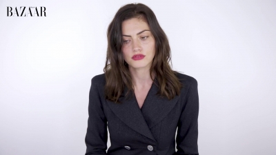 5B1920x10805D_Phoebe_Tonkin_On_Her_Boyfriend2C_Diet_And_Margot_Robbie__ELLE_Australia_062.jpg