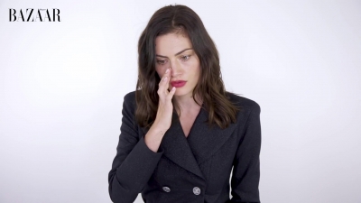 5B1920x10805D_Phoebe_Tonkin_On_Her_Boyfriend2C_Diet_And_Margot_Robbie__ELLE_Australia_063.jpg