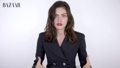 5B1920x10805D_Phoebe_Tonkin_On_Her_Boyfriend2C_Diet_And_Margot_Robbie__ELLE_Australia_065.jpg