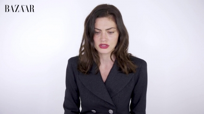 5B1920x10805D_Phoebe_Tonkin_On_Her_Boyfriend2C_Diet_And_Margot_Robbie__ELLE_Australia_070.jpg