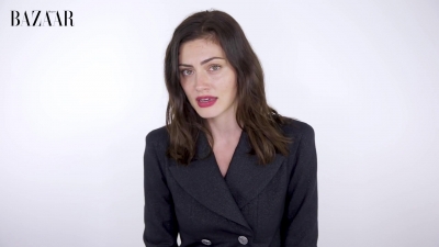 5B1920x10805D_Phoebe_Tonkin_On_Her_Boyfriend2C_Diet_And_Margot_Robbie__ELLE_Australia_126.jpg