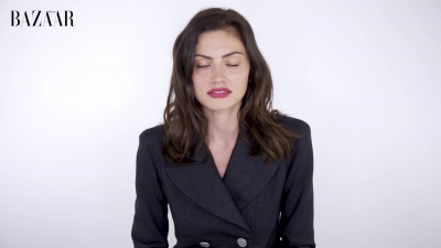5B1920x10805D_Phoebe_Tonkin_On_Her_Boyfriend2C_Diet_And_Margot_Robbie__ELLE_Australia_146.jpg
