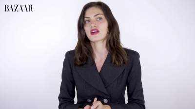 5B1920x10805D_Phoebe_Tonkin_On_Her_Boyfriend2C_Diet_And_Margot_Robbie__ELLE_Australia_153.jpg