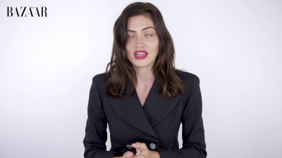 5B1920x10805D_Phoebe_Tonkin_On_Her_Boyfriend2C_Diet_And_Margot_Robbie__ELLE_Australia_157.jpg