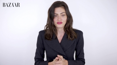 5B1920x10805D_Phoebe_Tonkin_On_Her_Boyfriend2C_Diet_And_Margot_Robbie__ELLE_Australia_160.jpg