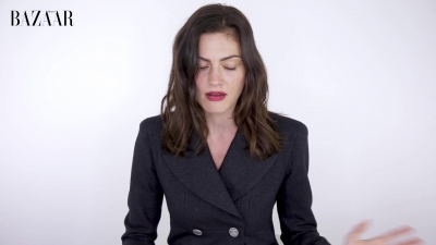 5B1920x10805D_Phoebe_Tonkin_On_Her_Boyfriend2C_Diet_And_Margot_Robbie__ELLE_Australia_175.jpg