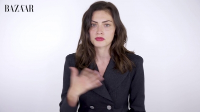 5B1920x10805D_Phoebe_Tonkin_On_Her_Boyfriend2C_Diet_And_Margot_Robbie__ELLE_Australia_219.jpg