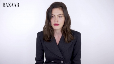 5B1920x10805D_Phoebe_Tonkin_On_Her_Boyfriend2C_Diet_And_Margot_Robbie__ELLE_Australia_228.jpg