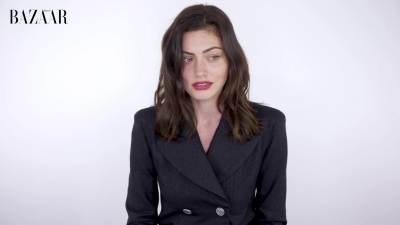 5B1920x10805D_Phoebe_Tonkin_On_Her_Boyfriend2C_Diet_And_Margot_Robbie__ELLE_Australia_254.jpg