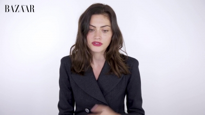 5B1920x10805D_Phoebe_Tonkin_On_Her_Boyfriend2C_Diet_And_Margot_Robbie__ELLE_Australia_266.jpg