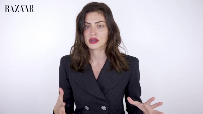 5B1920x10805D_Phoebe_Tonkin_On_Her_Boyfriend2C_Diet_And_Margot_Robbie__ELLE_Australia_274.jpg