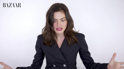 5B1920x10805D_Phoebe_Tonkin_On_Her_Boyfriend2C_Diet_And_Margot_Robbie__ELLE_Australia_301.jpg