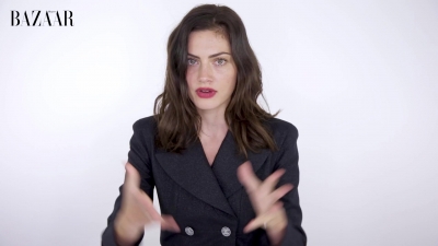 5B1920x10805D_Phoebe_Tonkin_On_Her_Boyfriend2C_Diet_And_Margot_Robbie__ELLE_Australia_311.jpg