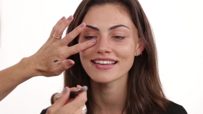 Bronze_Evening_Makeup_with_Phoebe_Tonkin_by_Celebrity_Makeup_Artist_Monika_Blunder_0123.jpg