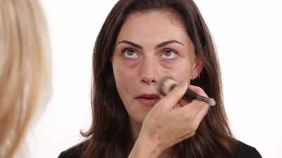 Bronze_Evening_Makeup_with_Phoebe_Tonkin_by_Celebrity_Makeup_Artist_Monika_Blunder_0130.jpg