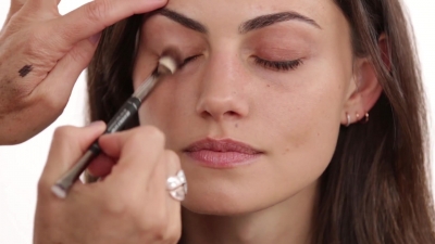 Bronze_Evening_Makeup_with_Phoebe_Tonkin_by_Celebrity_Makeup_Artist_Monika_Blunder_0283.jpg