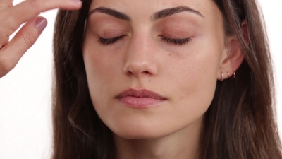 Bronze_Evening_Makeup_with_Phoebe_Tonkin_by_Celebrity_Makeup_Artist_Monika_Blunder_0285.jpg