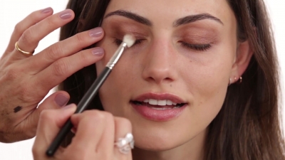 Bronze_Evening_Makeup_with_Phoebe_Tonkin_by_Celebrity_Makeup_Artist_Monika_Blunder_0318.jpg