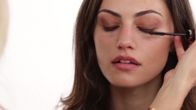 Bronze_Evening_Makeup_with_Phoebe_Tonkin_by_Celebrity_Makeup_Artist_Monika_Blunder_0475.jpg