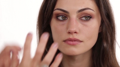 Bronze_Evening_Makeup_with_Phoebe_Tonkin_by_Celebrity_Makeup_Artist_Monika_Blunder_0510.jpg
