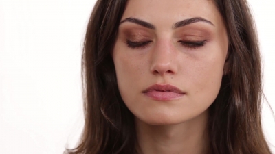 Bronze_Evening_Makeup_with_Phoebe_Tonkin_by_Celebrity_Makeup_Artist_Monika_Blunder_0518.jpg