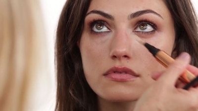 Bronze_Evening_Makeup_with_Phoebe_Tonkin_by_Celebrity_Makeup_Artist_Monika_Blunder_0710.jpg