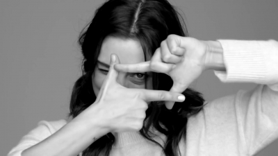 GIRLS_IN_FRAME___PHOEBE_TONKIN_079.jpg