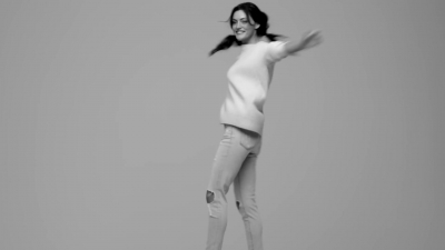 GIRLS_IN_FRAME___PHOEBE_TONKIN_113.jpg