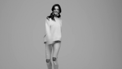 GIRLS_IN_FRAME___PHOEBE_TONKIN_118.jpg