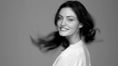 GIRLS_IN_FRAME___PHOEBE_TONKIN_121.jpg