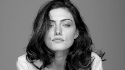GIRLS_IN_FRAME___PHOEBE_TONKIN_250.jpg