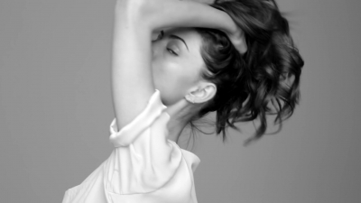GIRLS_IN_FRAME___PHOEBE_TONKIN_263.jpg