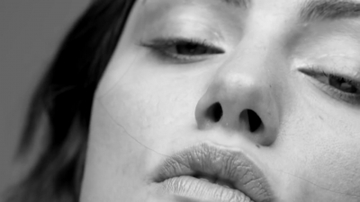 GIRLS_IN_FRAME___PHOEBE_TONKIN_323.jpg