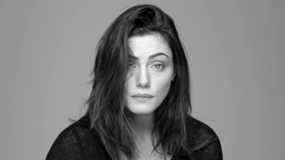 GIRLS_IN_FRAME___PHOEBE_TONKIN_373.jpg