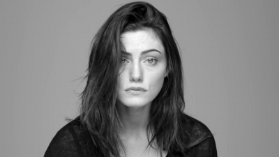 GIRLS_IN_FRAME___PHOEBE_TONKIN_375.jpg