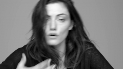 GIRLS_IN_FRAME___PHOEBE_TONKIN_394.jpg