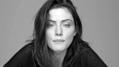 GIRLS_IN_FRAME___PHOEBE_TONKIN_401.jpg