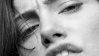 GIRLS_IN_FRAME___PHOEBE_TONKIN_486.jpg