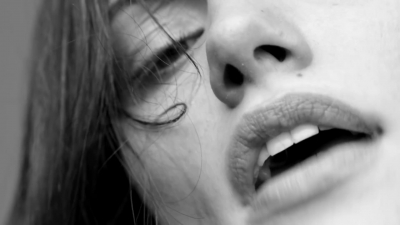 GIRLS_IN_FRAME___PHOEBE_TONKIN_491.jpg